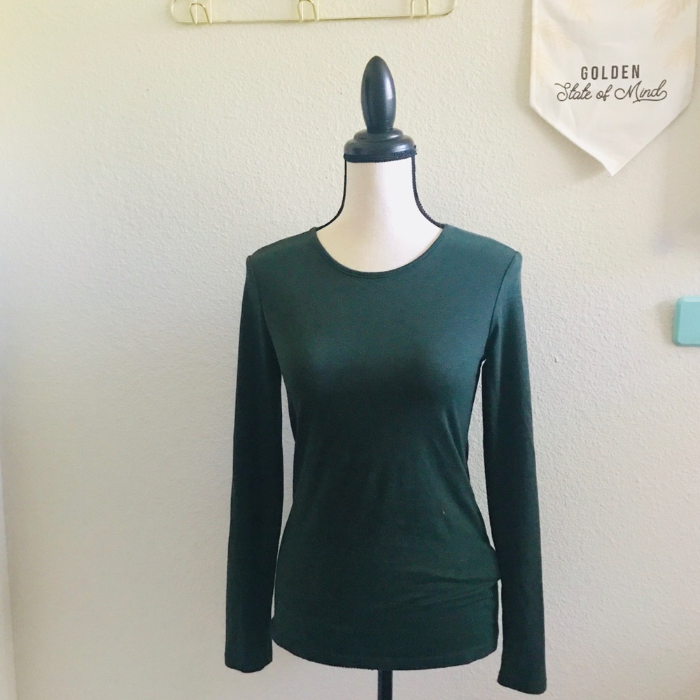 🔴 H&M Divided Hunter Green Long Sleeve LS Tee